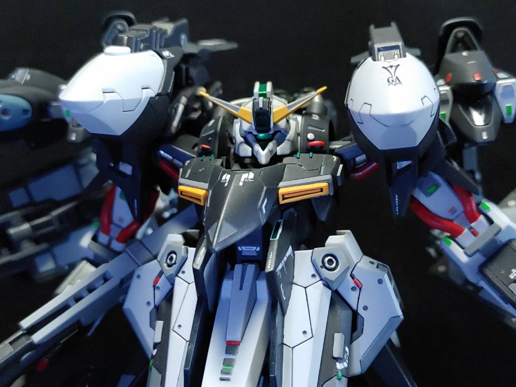 上半身アップ、ノモアイが見えるように少しだけ頭部を修正しています。