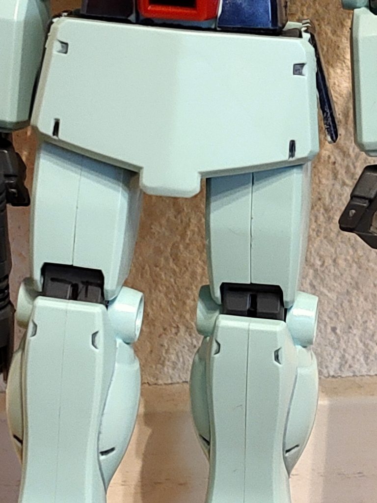 ジムの白って少し青が混じっていますよね。僕はこの色が好きです。