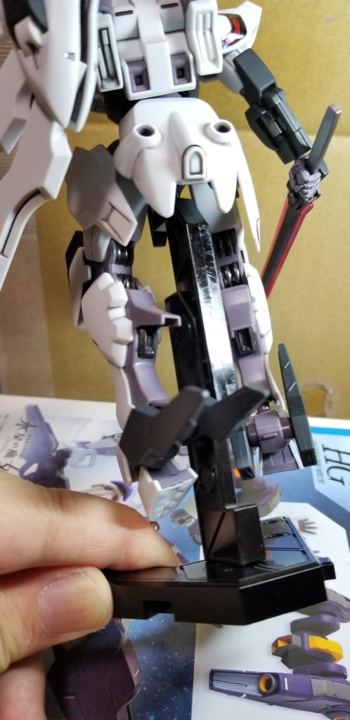 ダクトのみスターブライトアイアン、筆塗りで結構ムラが出てしまっています。