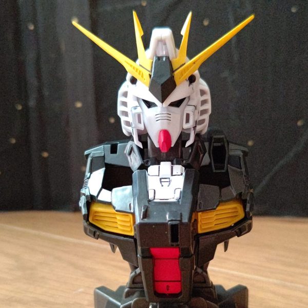 メカニカルバスト νガンダム