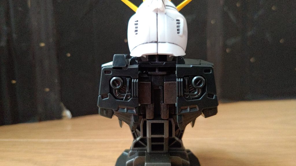 黒でちょっと見えづらいけどちゃんと墨入れしてます😅