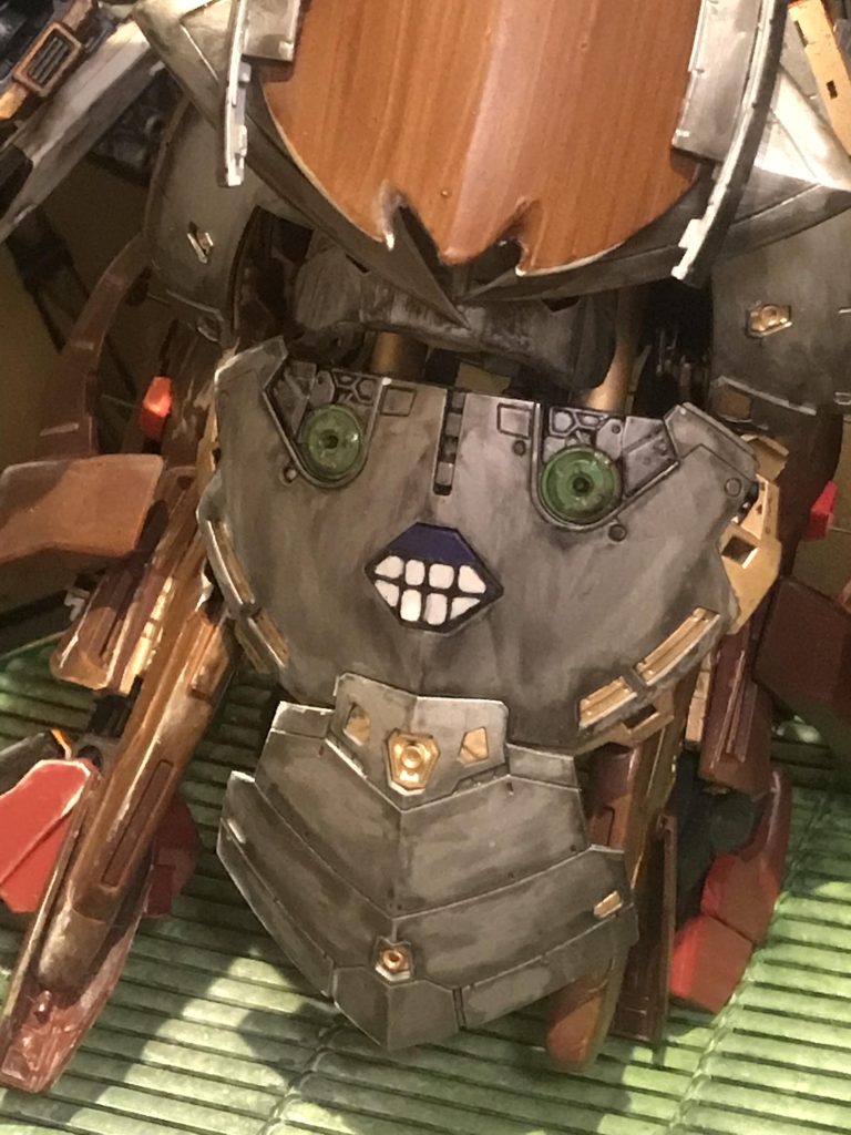 リアスカートには『エピタフ』を装備しています。見る人によってはキングクリムゾンかもしれませんが能力は十数秒先までみえます。