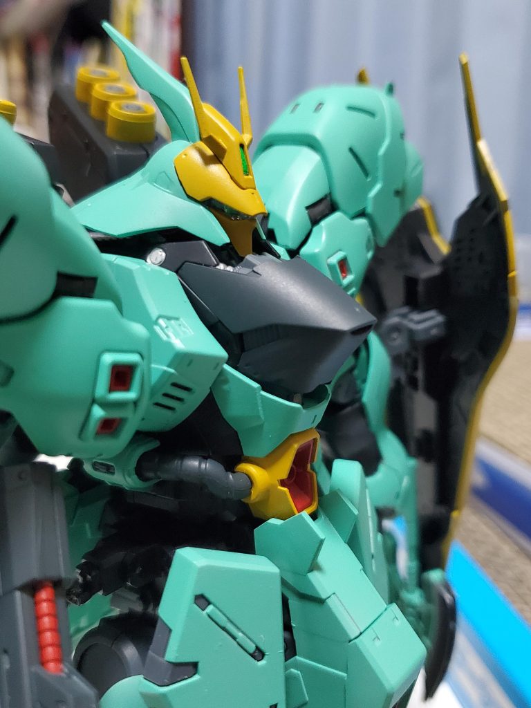 調色が上手くいったと思って組み立てたらジェガンみたいな色になってましたサイドスカートが取れてるのは🤫