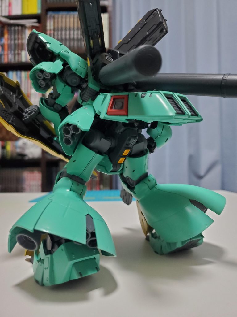 サザビーと言えばこのアングル