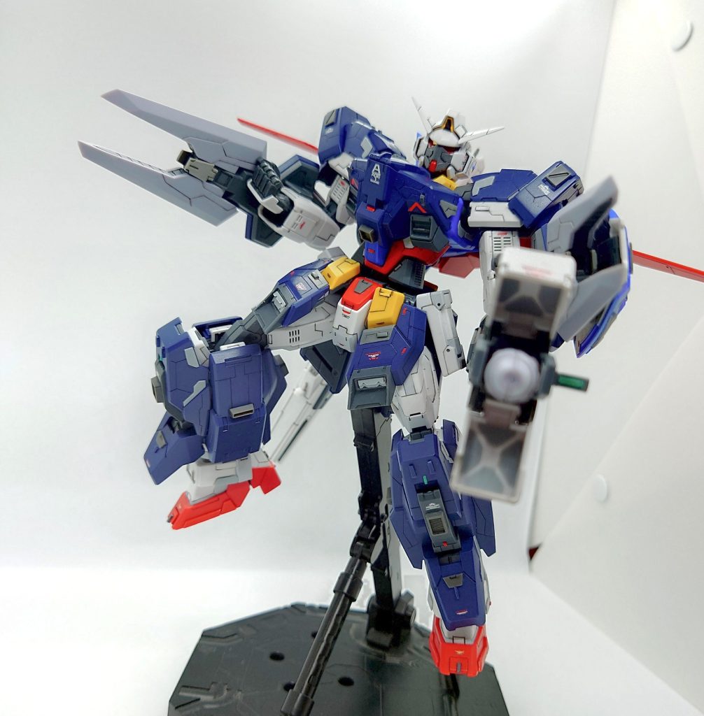 ゼフルドランチャー(ミサイルの方)発射！せっかく二種類あるので、片側で違うものを付けてみましたwこちらもセンサーを自作してくっつけてありますこのアングルだと持ち手を握ってるように見えるw