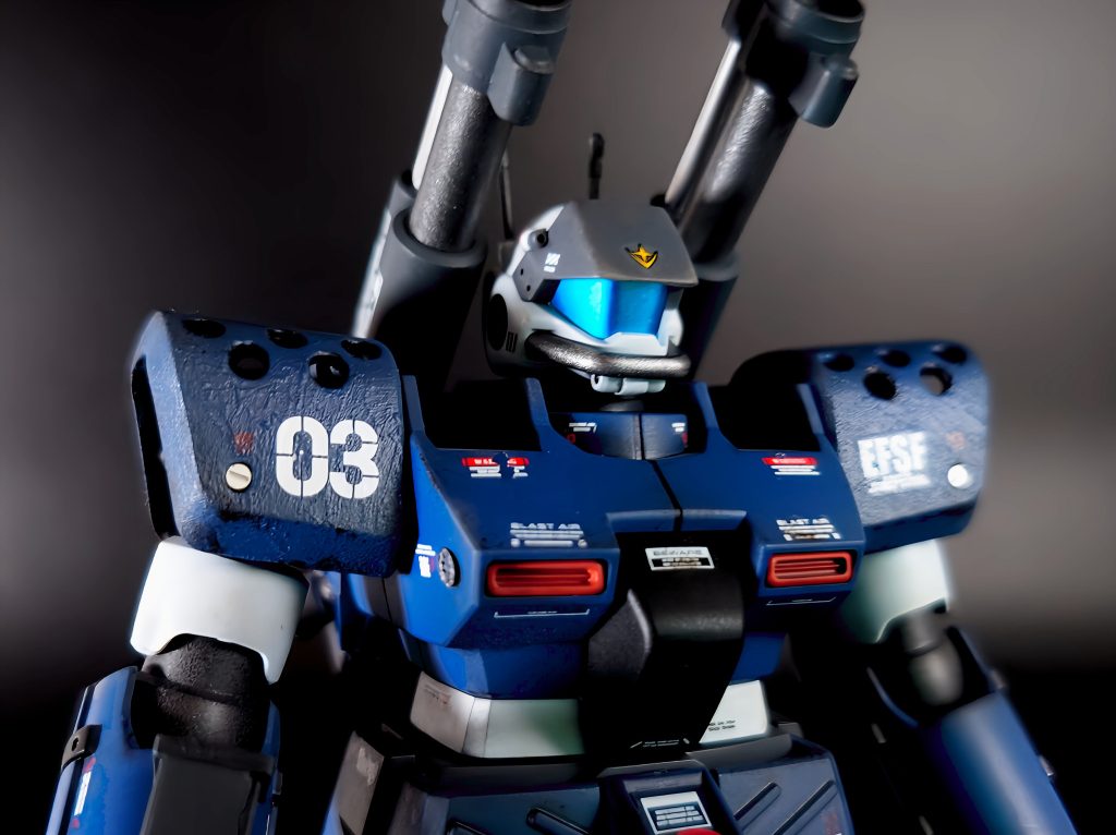 肩アーマーの鋳造表現は完全な思いつき。今回も胡粉ジェッソを使用したお気軽カスタムです。