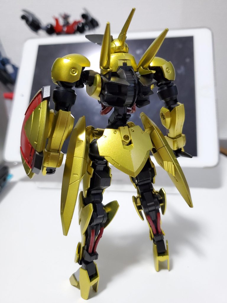 差し色の赤がお気に入り