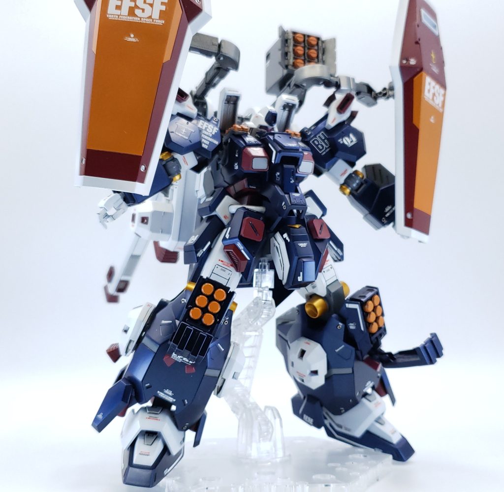 ミサイルフルバーストでサイコザクだろうがビグ・ザムだろうが粉砕します！溢れ出るアーマードバルキリー感