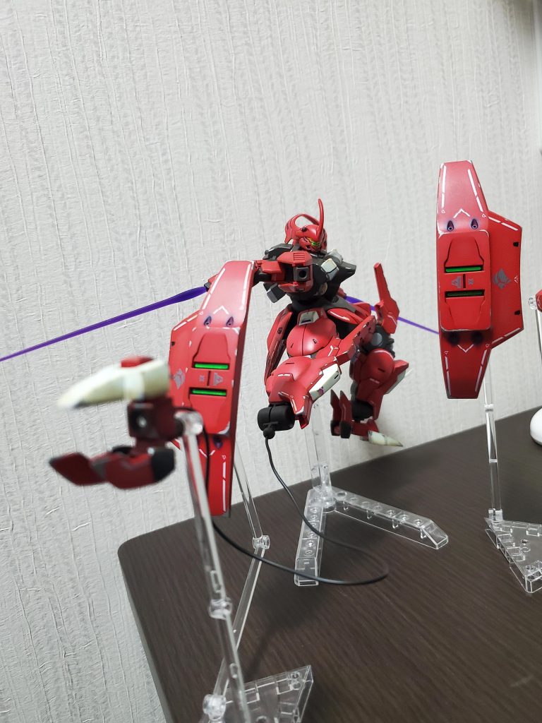 最近の赤と言えばこれ！–2枚目/制作者：トビー