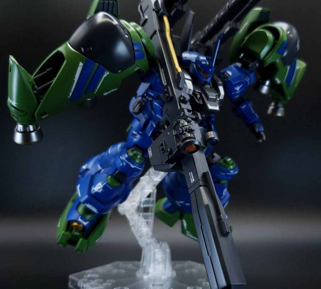 『私を敵に回すには君はまだ、未熟!』ジオニック社デラーズ・フリート寮のOBアナベル・ガトー先輩の愛機。