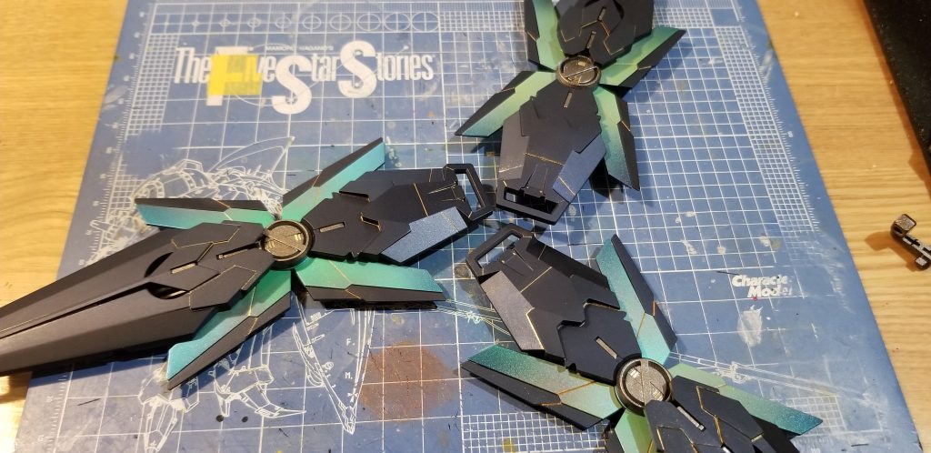 サイコフレームの塗装確認です。