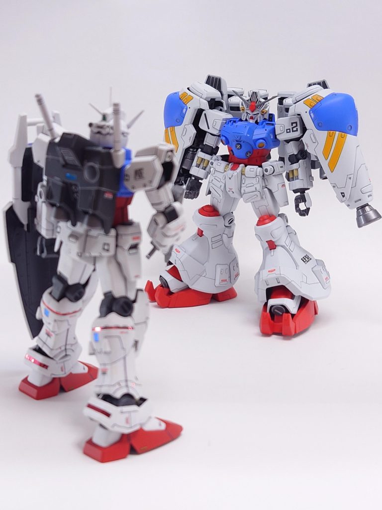 「ここから出す訳にはいかない❗❗」「小癪な真似を・・・貴様、邪魔するな❗❗❗」劇中はビームサーベル構えてたけど塗装剥がれが怖いので無しで(笑)