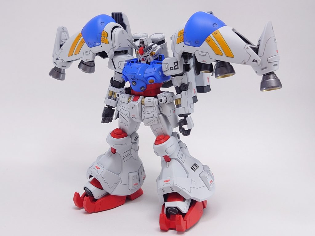 バインダーの中も塗り分けしましたが、合わせ目消しは断念しました😅上手く可動しなくなるかポロリしやすくなりそうだったので・・・通常版買えたらチャレンジしようかな😁もっと加工スキルが欲しいです😫