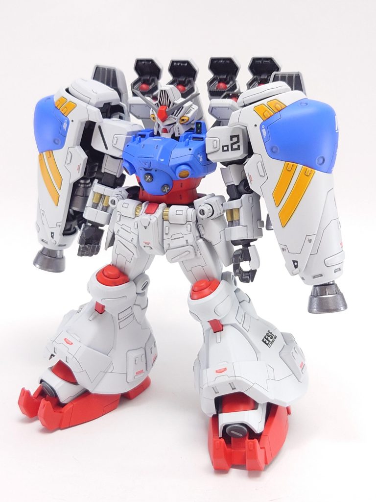 多連装ロケットシステムも塗り分け🎵ミサイルの塗り分けが面倒です😵別パーツ化して欲しいトコですね😅