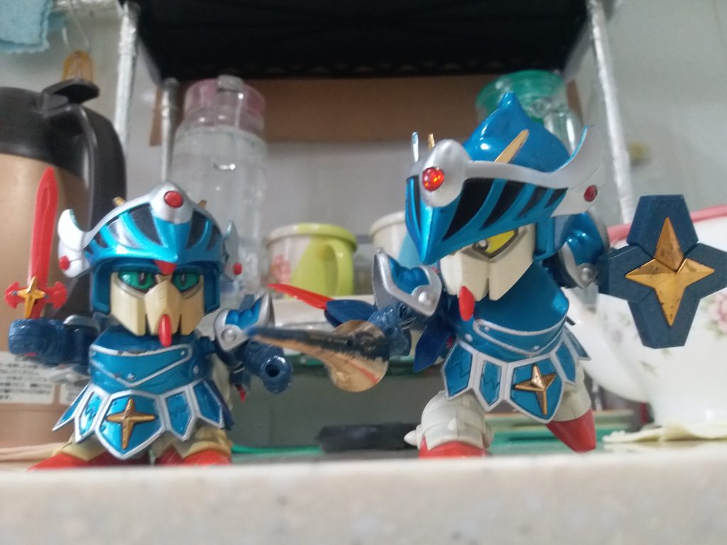 擺POSE就更大隻，好了~是時候去挑戰自護族同魔王撒旦高達啦！