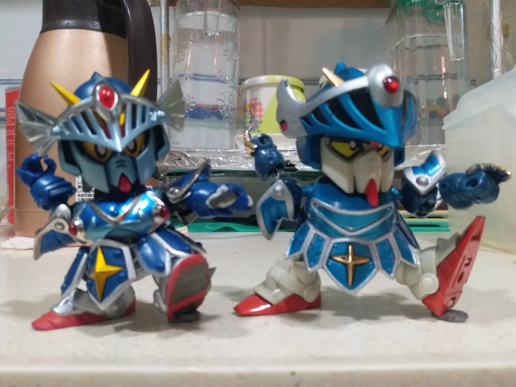 SDX VS 元祖SD FAナイトガンダム–3枚目/制作者：LUNLUN（邪道可動）