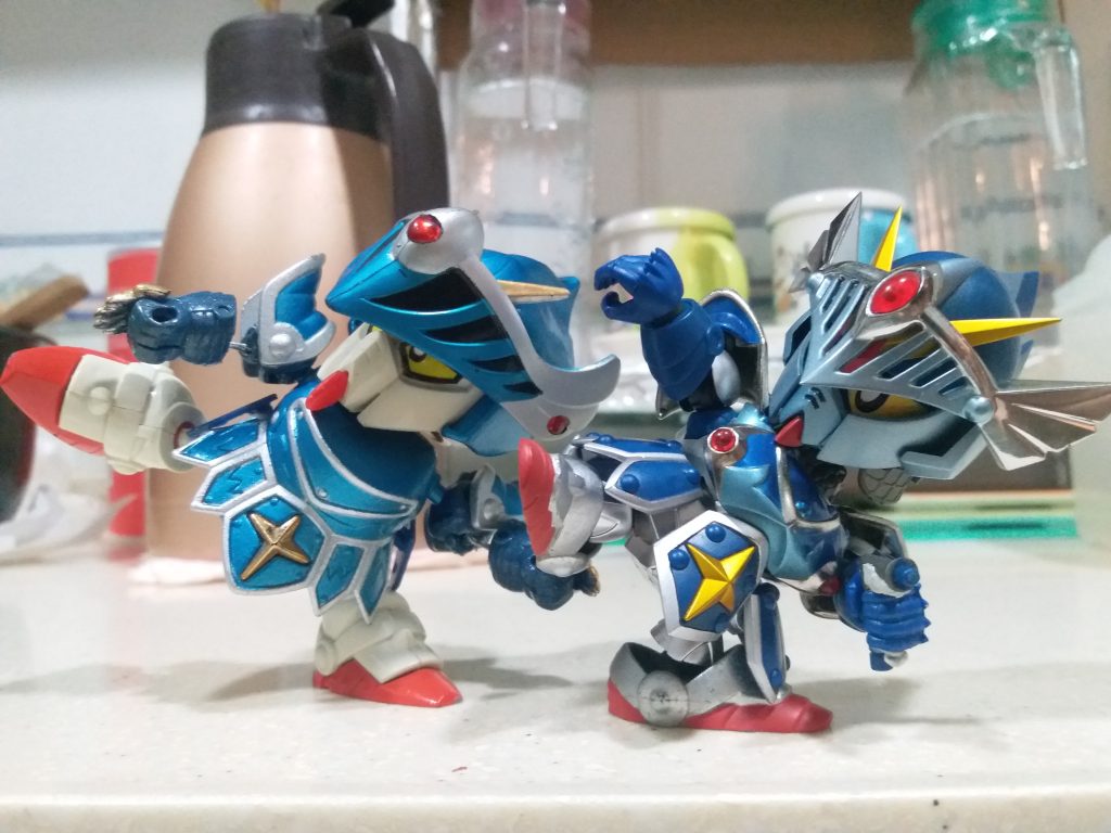 SDX VS 元祖SD FAナイトガンダム–4枚目/制作者：LUNLUN（邪道可動）