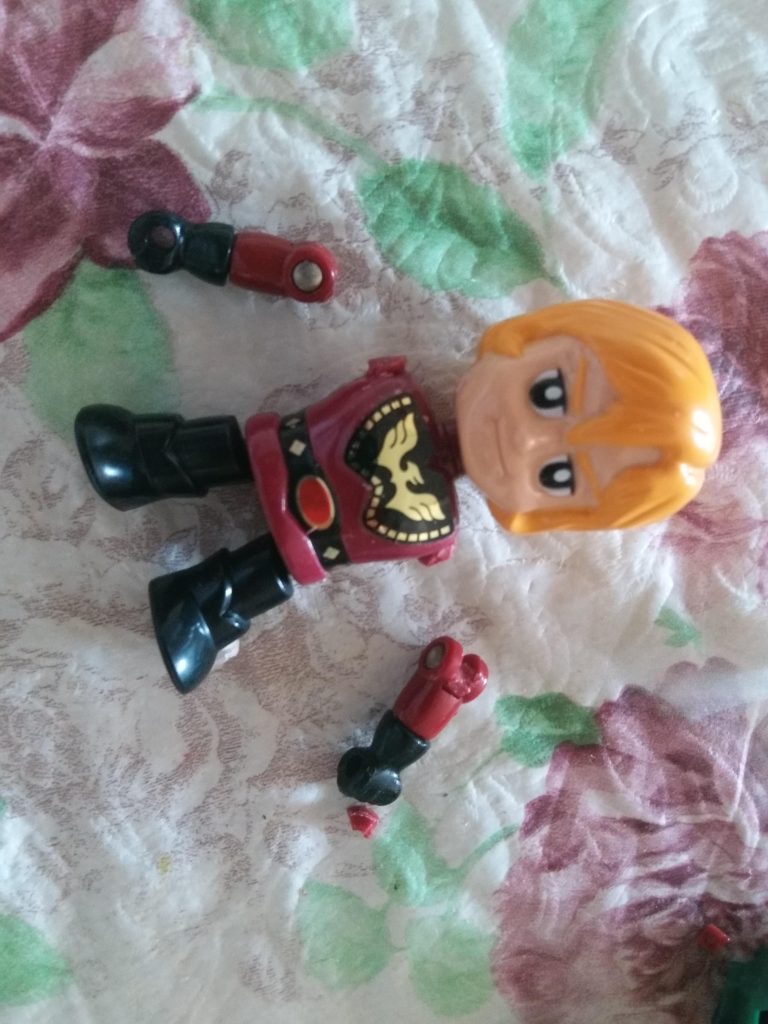 SDガンダムクロス　シャア復活のダンス–2枚目/制作者：LUNLUN（邪道可動）