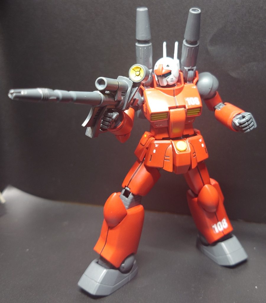 次、作る時は、ライフルとキャノン砲は別の色で塗り分けたいですね。