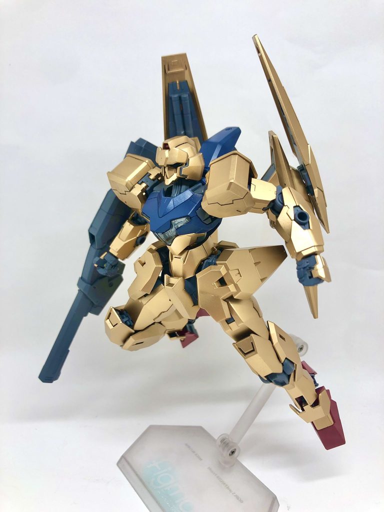 ・ソフィが悪ノリで改造したガンヴォルヴァ(肩に「百」って書こうとしてオルコットに止められる)・グエルが宇宙に上がるためにオルコットから譲り受けた機体(変装用にとグラサンと赤いノースリーブのジャケットも渡される)・ルブリスソーン襲撃事件ののち、アス高のクソスペギーク達が秘密裏に接収、サルベージしたガンヴォルヴァ(数日後アス高職員に露呈、没収される)見立て改造はいろいろ妄想が捗りますね。どなたか漫画にしてください。