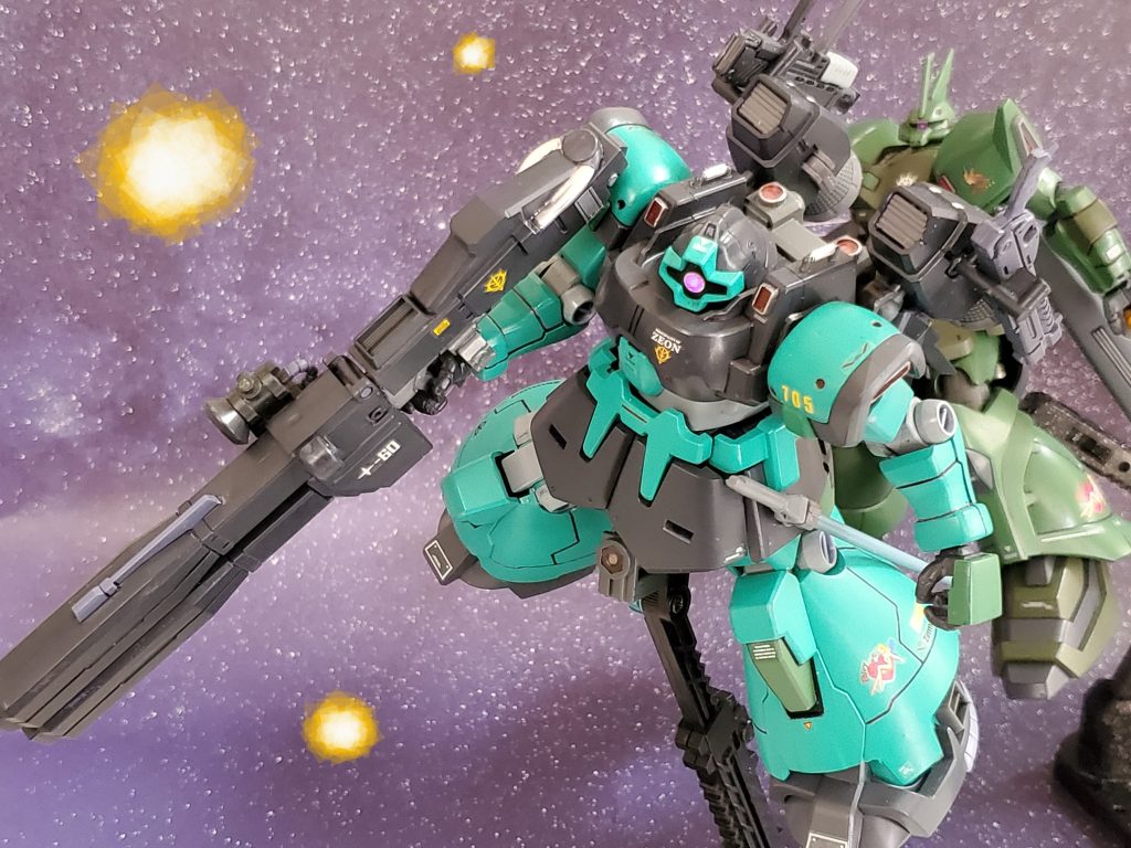 エマァ・ダイスのリック・ドムIIは、これ以上はやらせない😡❗と言わんばかりにギャレット少佐のゲルググJの前に立ちはだかりエンゲージゼロを睨みつける🎵