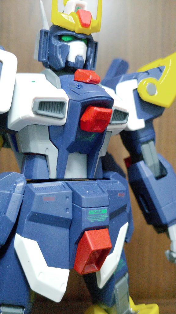 メガ粒子砲はレジンで複製。寄ると雑さがバレる