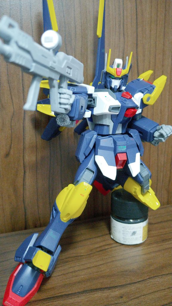 せっかくなのでベースになったインパルスにちなんでシード撃ち。アクションベースがないので瓶でバランス取りしてるのはご愛嬌。基本的に作製についても『手元にあるものでやる』を信条にしている貧乏モデラーなのでお許しを