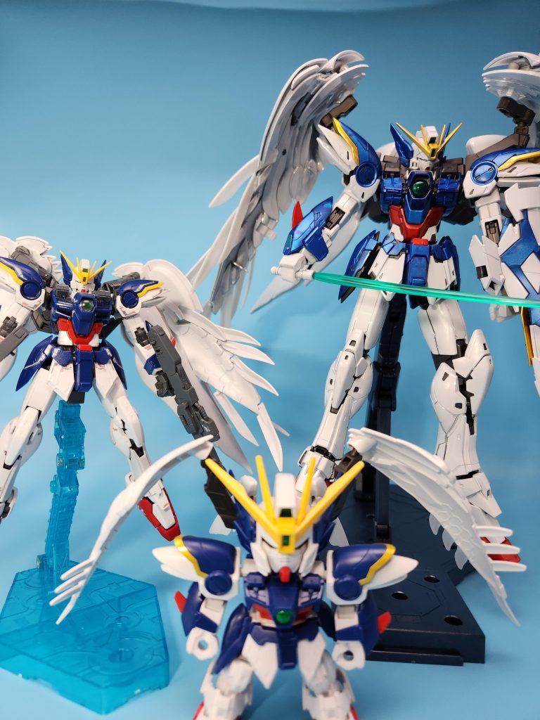 せっかくなので今まで作ったEWウィングガンダムゼロたち。どんだけすきなんだ...笑 どのキットもこのガンダムはカッコいいですね!一目惚れしただけある。 ここまでご覧いただきありがとうございました!見てくださった皆様に感謝!