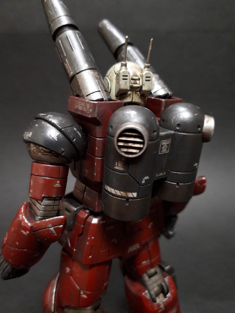 バックパック排気口の汚れ具合はお気に入り。他にもストレーキング？（水の流れた跡？）を何箇所が表現してみましたが、地色が暗めなのであまり目立たなかったー。