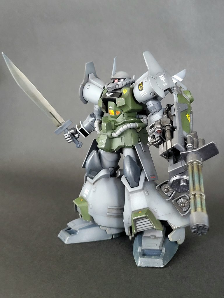 旧HGのキットを袖付き仕様に。