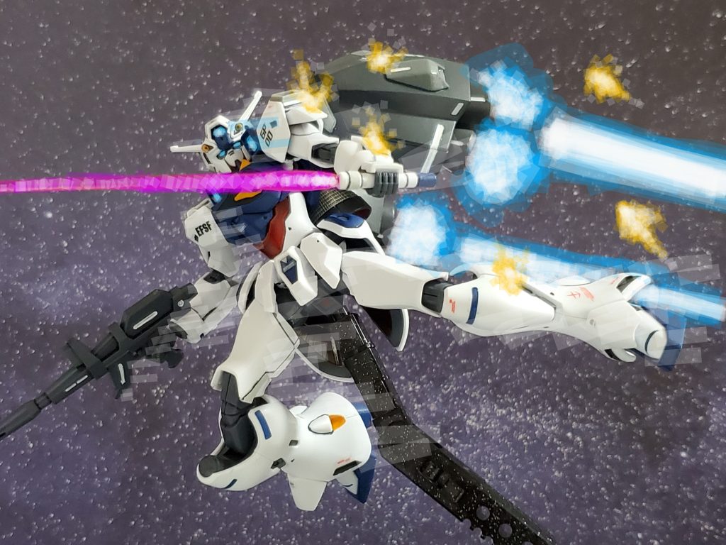 誘い込まれ、まんまと弾丸を浴びせられるエンゲージゼロ👊✨両者とも戦闘力は高いが積み重ねてきた経験値の差が出てきたようだ😆🎶高機動性を誇るエンゲージゼロも遂に被弾👍✨これは畳み掛ける大チャンス~👍