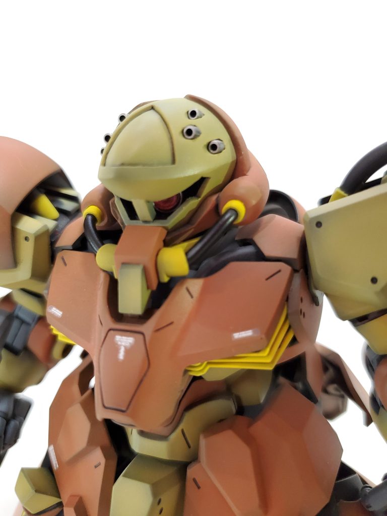 顔アップ。メインカメラを可動するようにしてます。