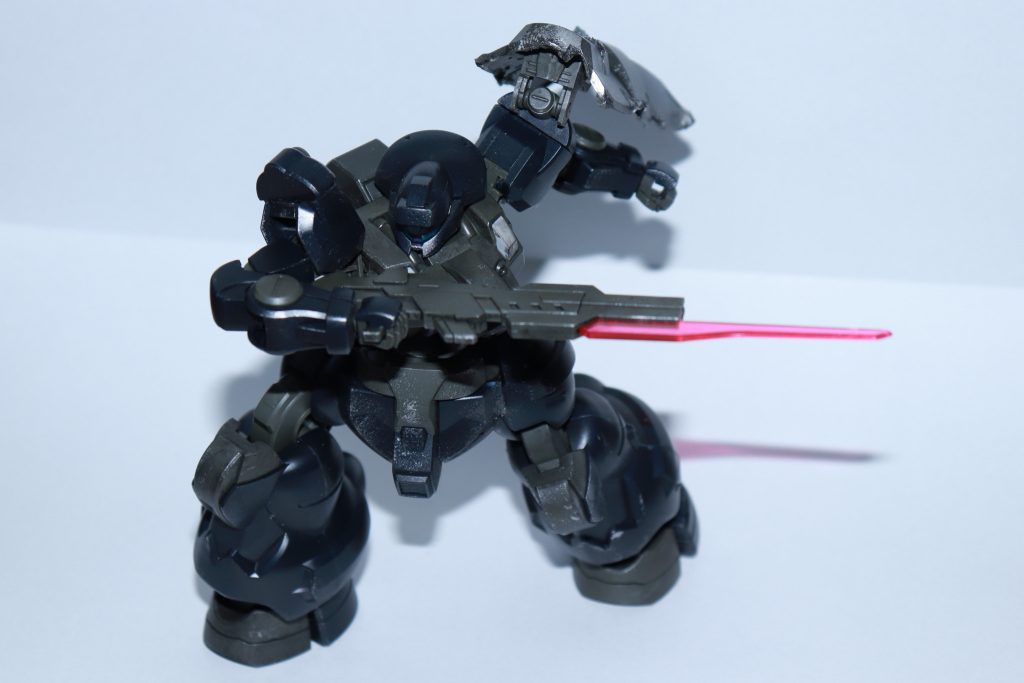 軽装仕様ということで, 武装は内蔵式のビームバルカンとビームライフル+ビームバヨネッタのみにしています。