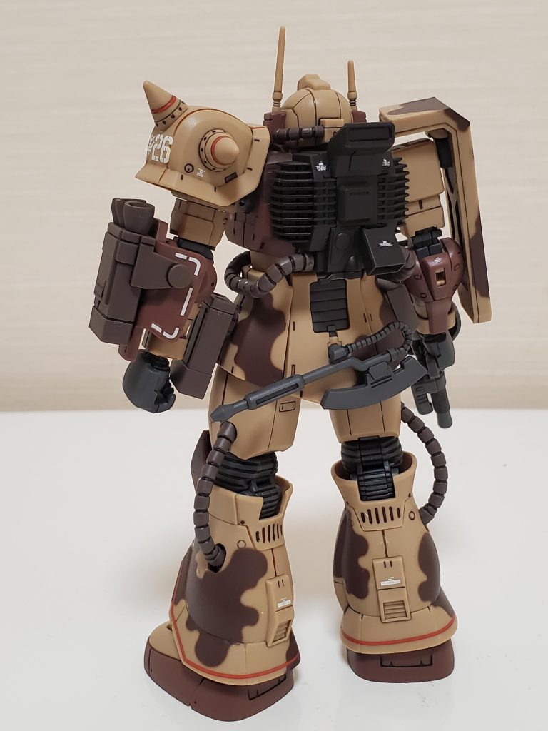 製作後半はある程度効率化が図れるようになり、製作スピードがあがりました。色々勉強が必要ですね。そして撮影中に連装ミサイルポッドのラインデカールを貼っていない事に気づく…😣