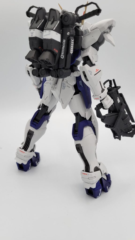 リアから。バックパックはシールの質感は何か違うなって感じだったので塗り分けしました。