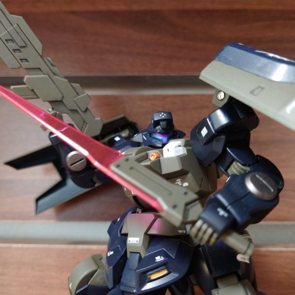 水星の魔女　ディランザソル　部分塗装