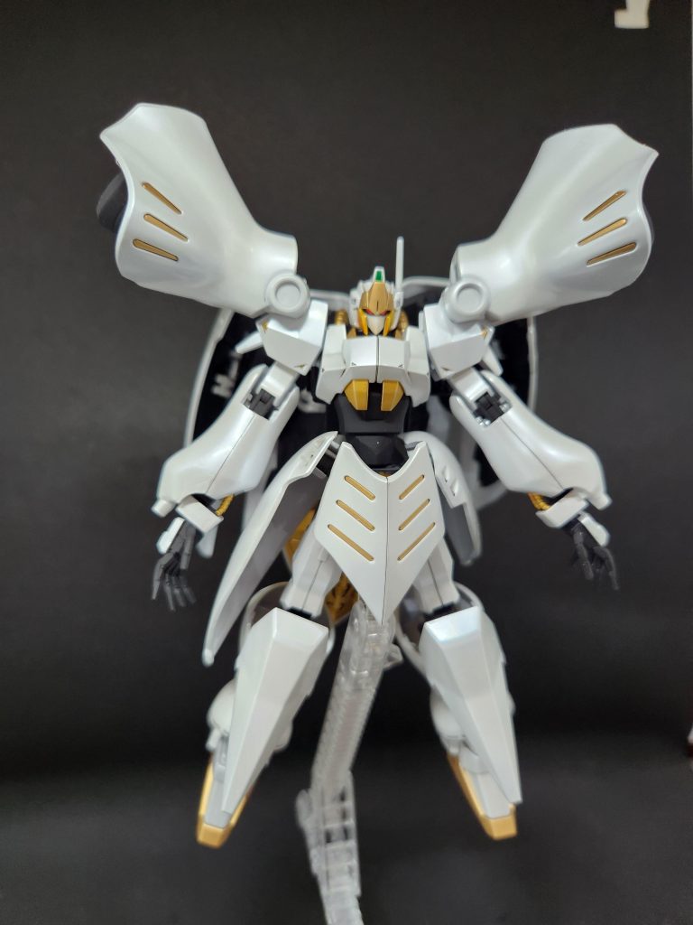 使用したキットはリバイブ版百式とキュベレイがほとんどです。腰サイドアーマー→SDキュベレイ手首→ガンダムグレモリー下腹部→ファルシアです。