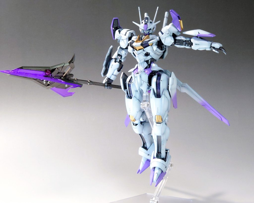 おまけでコトブキヤのガンブレードランスを製作。魔女っぽいイメージ。