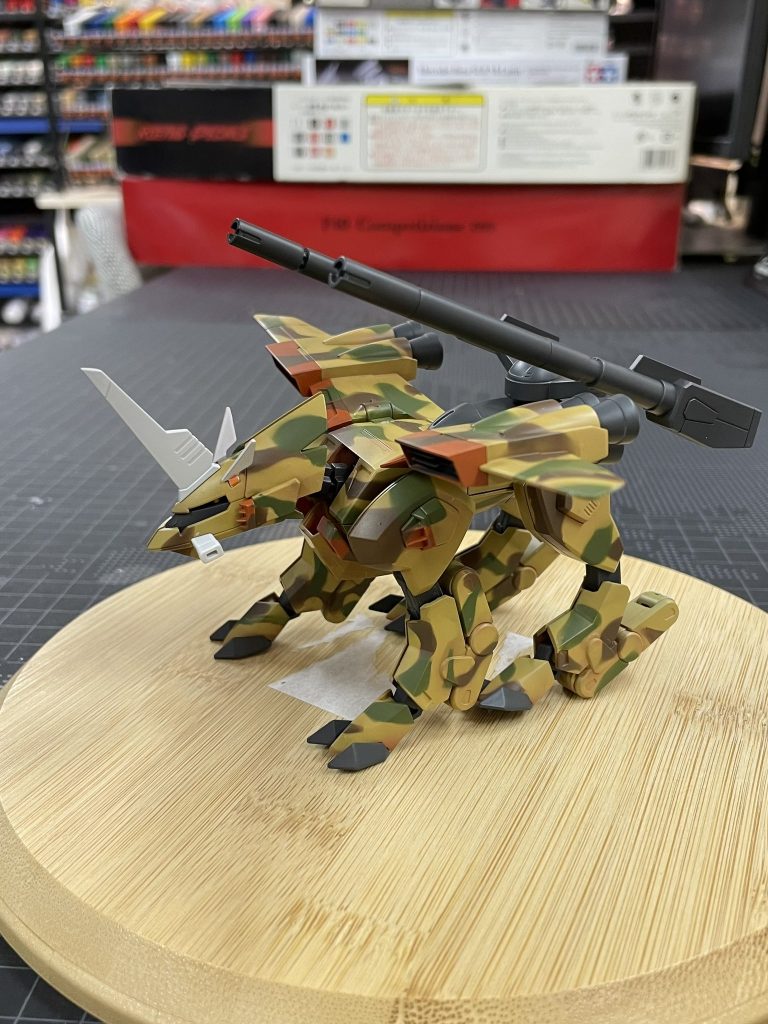 練り消し迷彩直後この段階で情報量一気に増えましたね。練り消し迷彩で半日溶けましたw