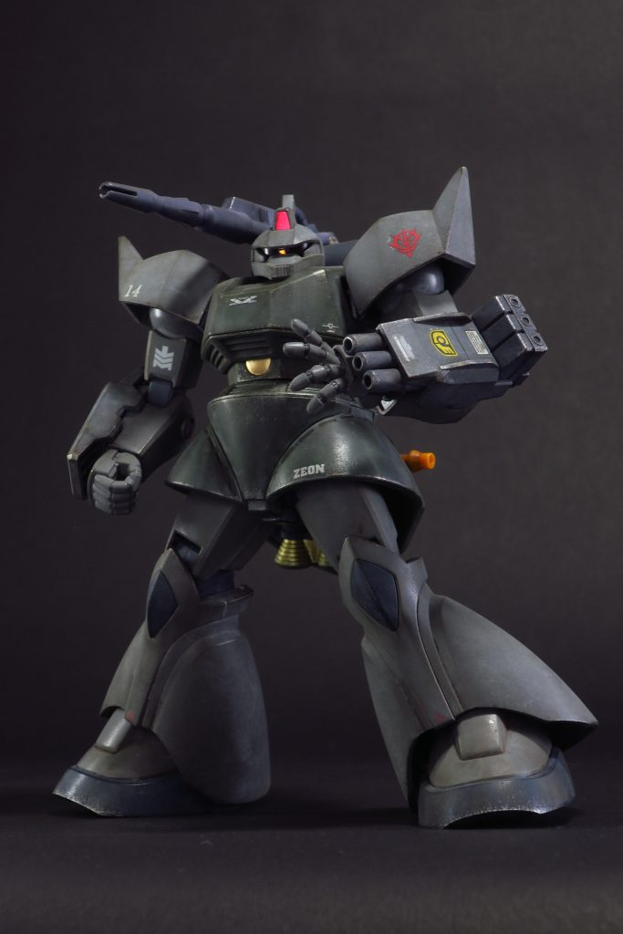 あまり可動しないのでポージングは控えめ。以上、HGUC ゲルググキャノンでした。お読みいただきありがとうございました!
