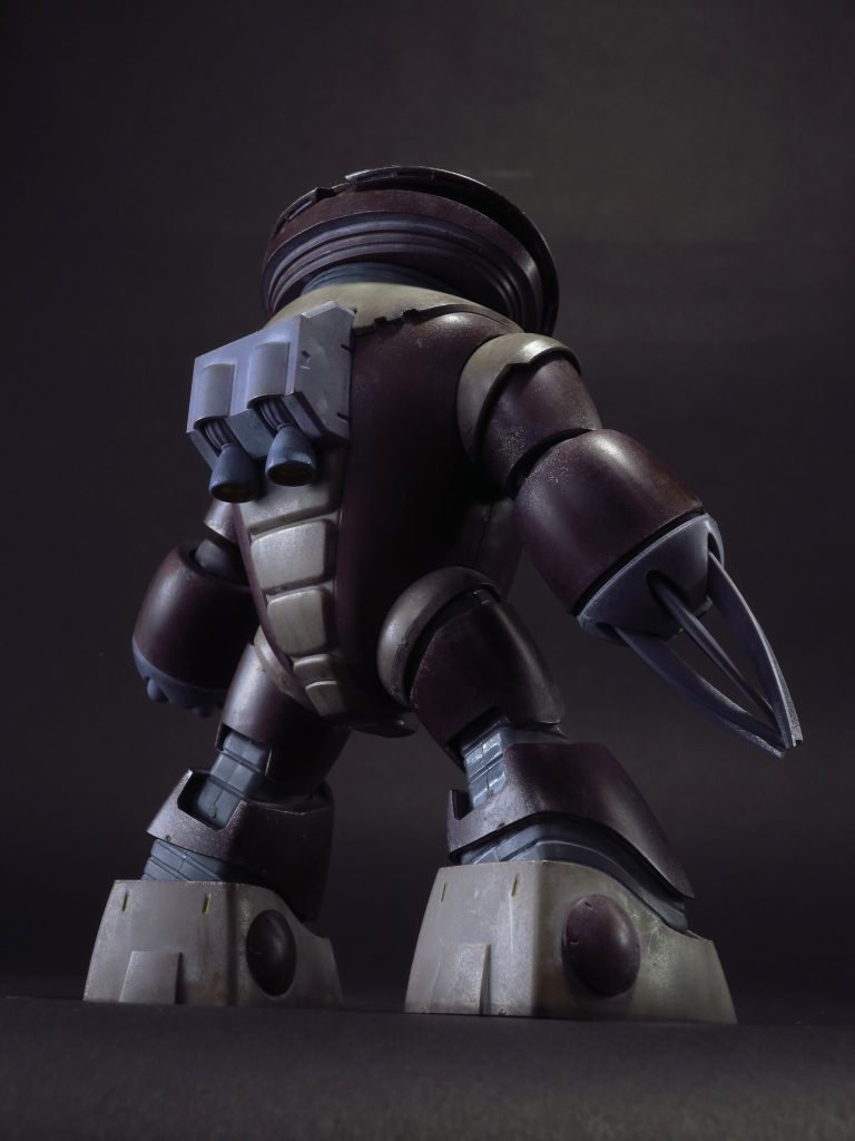 チッピングとリアルタッチマーカーで汚しを追加。