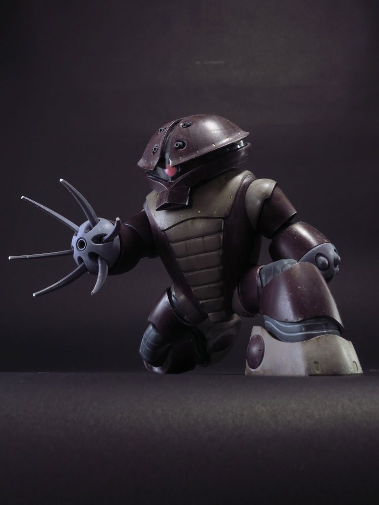 可動域が意外とあるのがすごい。膝立ちまでできます。 以上、HGUCアッガイでした。お読みいただきありがとうございました！