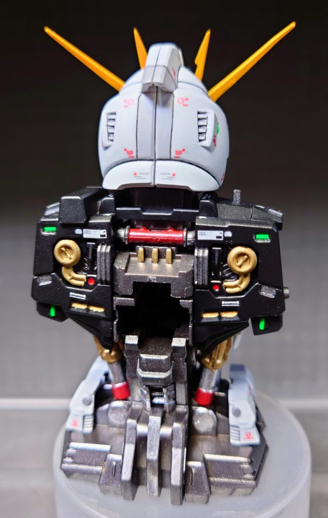 1回500円と中々高額なガチャガチャですが、このカッコよさなら仕方ないですね(笑)。