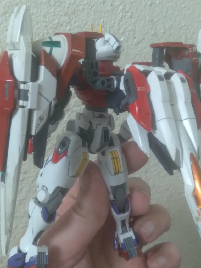 The GN Condensers are hidden internally for ease of use and protection. The 0 Raiser can dock to assist the twin drive system in the flow of gn particles. While there is a cockpit, no pilot is needed to operate due to the Haro port on board the Raiser