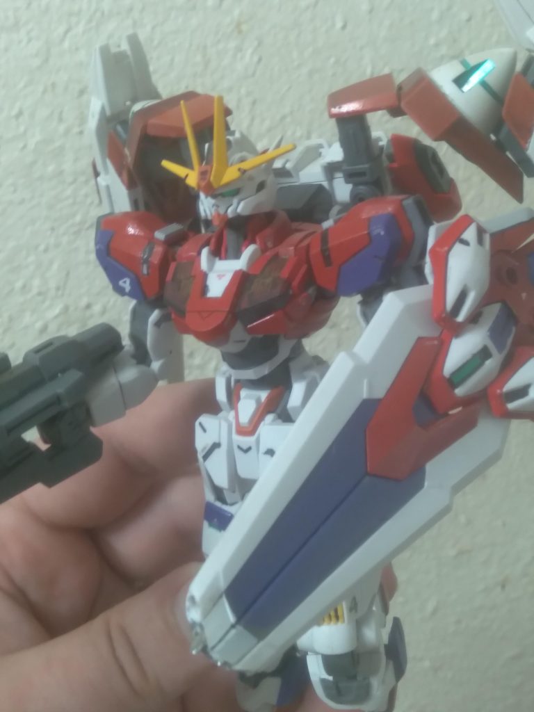 In the mean time, I used the rebuild rifle and escutcheon as the weapons. The GN Gund-Bits can still be used. Along with the GN Gund-Bit Cannon.