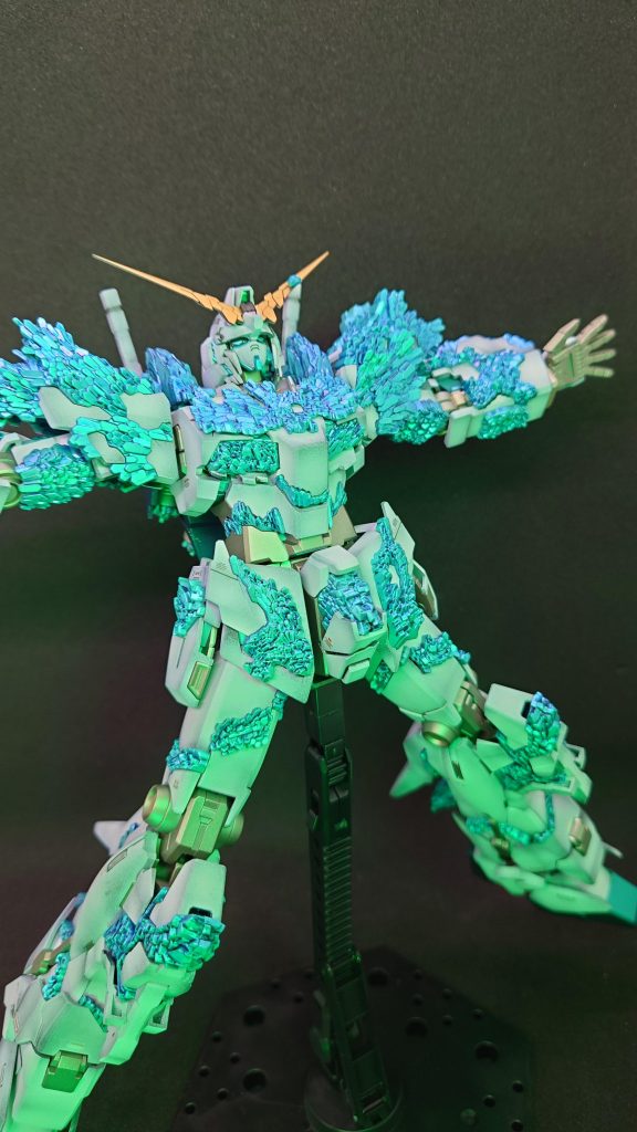 ユニコーンガンダム　光の結晶体–2枚目/制作者：ノルン