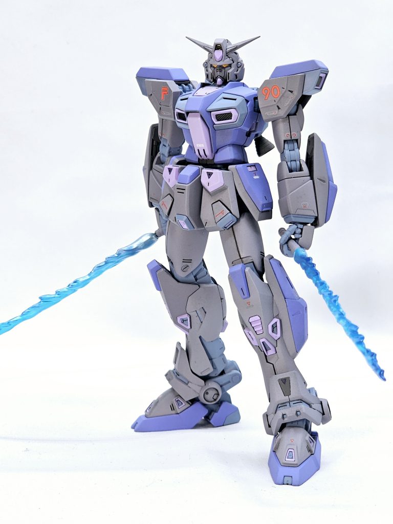 ビームサーベルはビルダーズパーツのビームエフェクトを使いました。1/100サイズと1/144サイズと両方使ってます