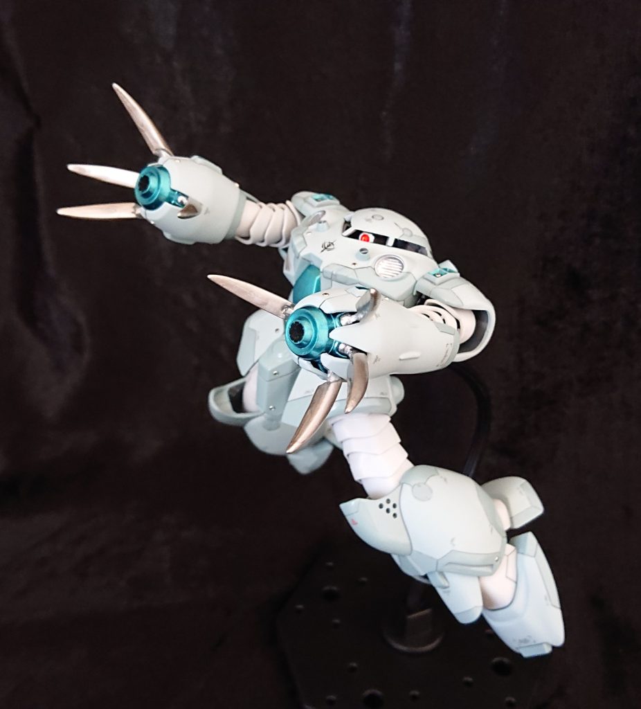 からの、前に飛んでドーン。