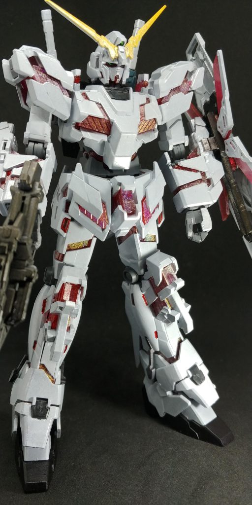 今回はカメラアイ部はシール使いました。怖かったんで😏