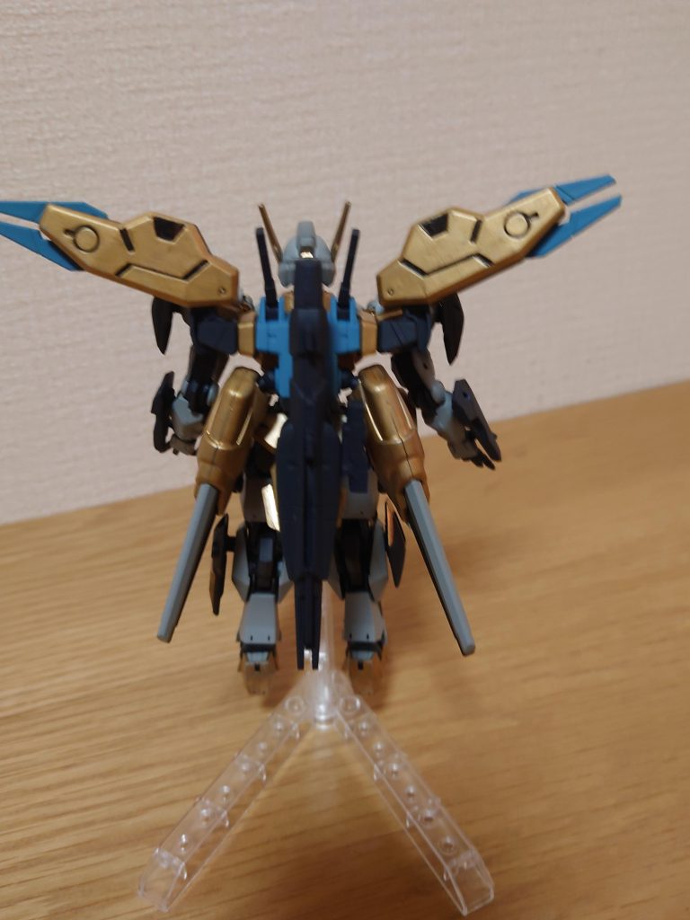 黄金の魔女–3枚目/制作者：@VFR53622